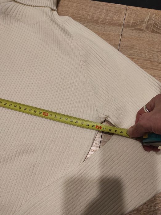 Sweter damski golf 50%Wool rozmiar S