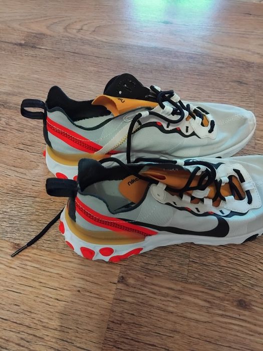 Buty nike react.