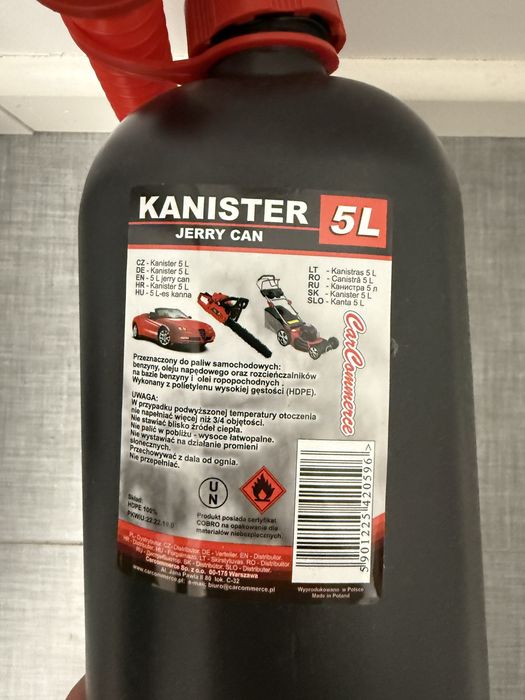Kanister nowy plastikowy 5 litrów Jerry Can 4 sztuki