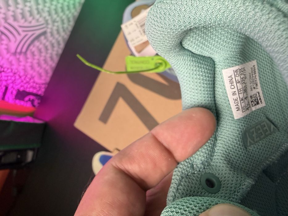 100% ОРИГІНАЛ! Кросівки Adidas Yeezy Boost 700  36, 36 2/3