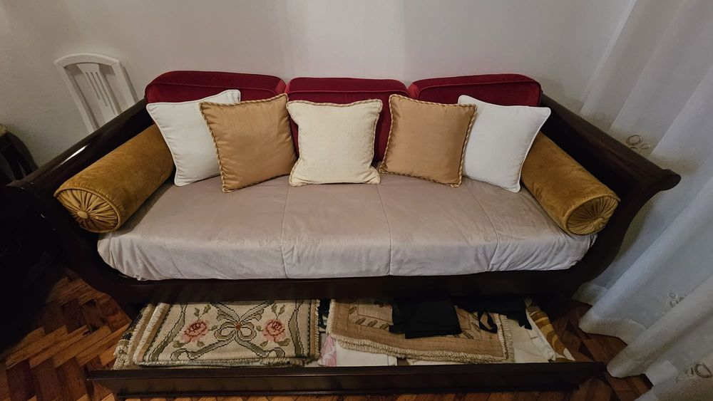 Cama soleiro estilo Louis XVI