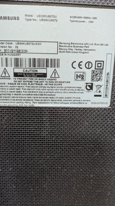 Телевізор samsung 43 діагональ на запчастини.