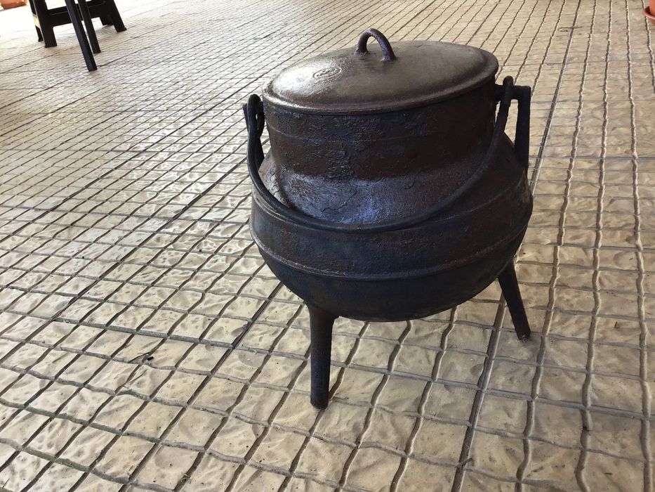 Panela de 10 l  em ferro