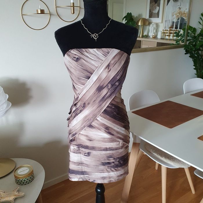Нова сукня Guess !