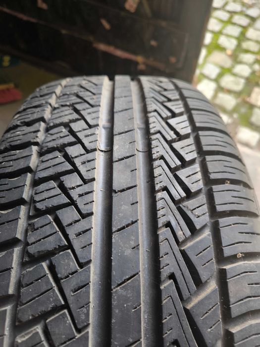 Opona Pirelli P6 four seasons 255/45/18 rok 2004