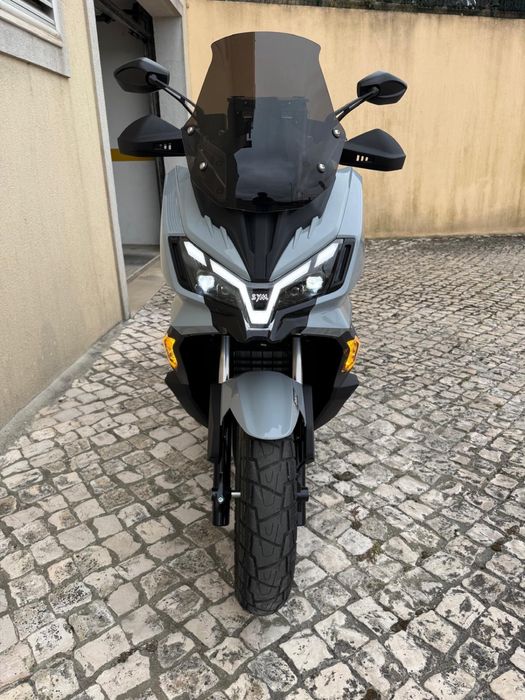 Sym 300 Adx NOVA