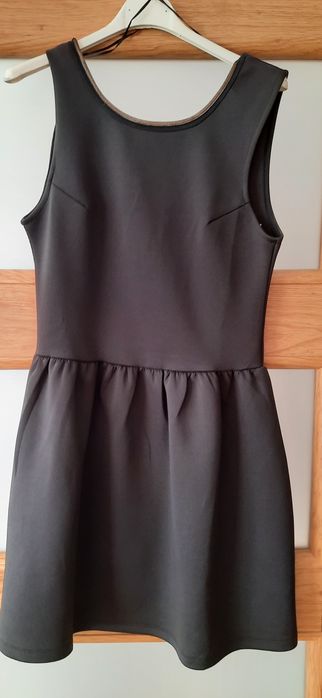 Sukienka czarna M 38