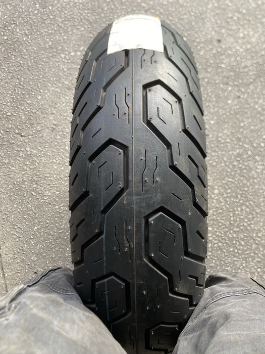 Pneu de Mota 170/70B16 Dunlop K555 (NOVO)
