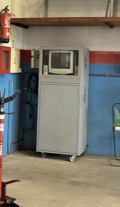 Vendo equipamentos para oficinas de automoveis