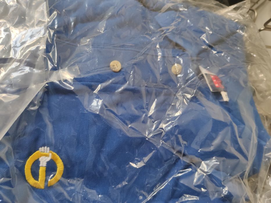 T- Shirt e bonés para coleção ou uso