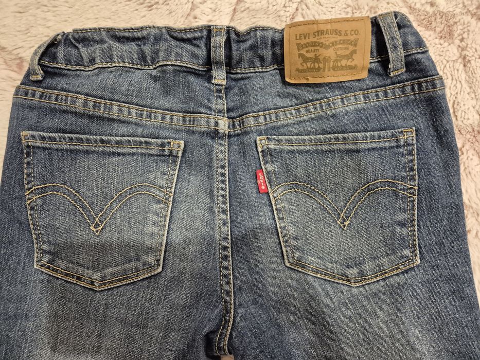 Calças Levis 710 ankle super skinny