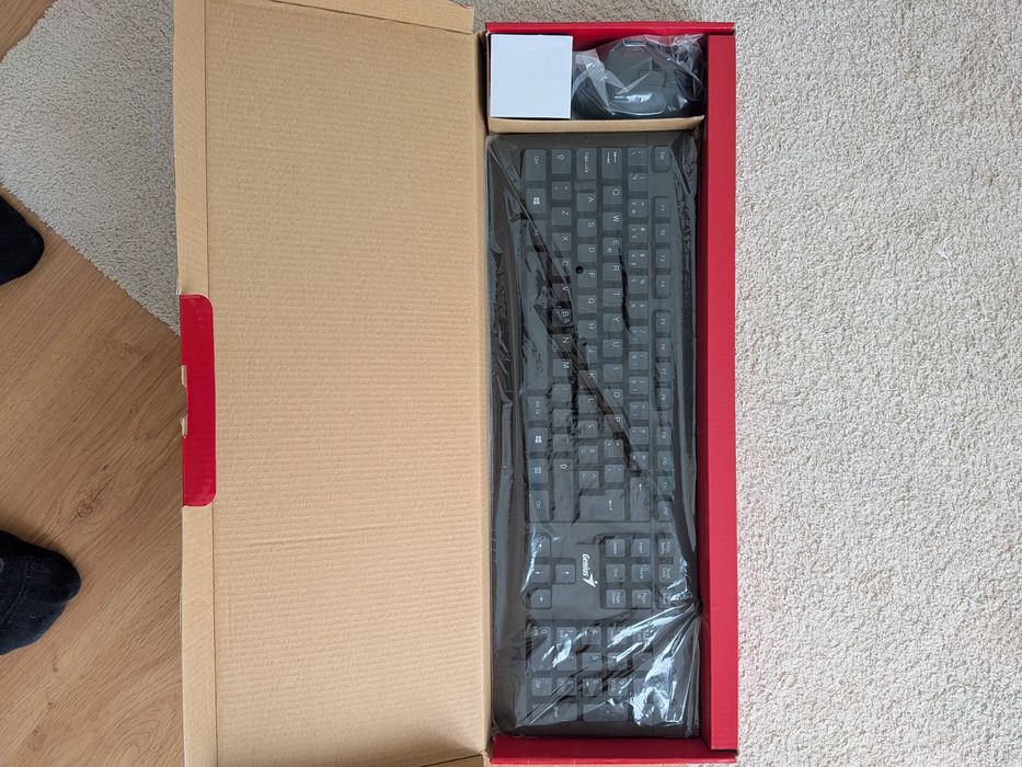 Teclado + rato Genius km 160 novo