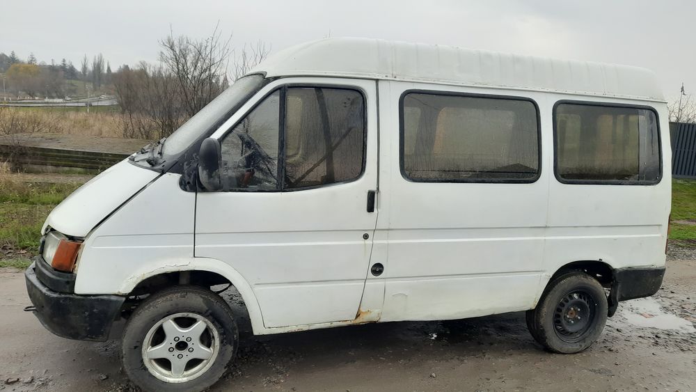 Продаю Форд Транзит
