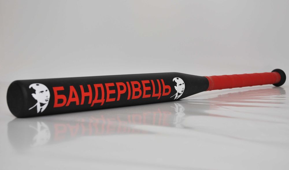 бейсбольные биты, Бейсбольна біта, біта в авто