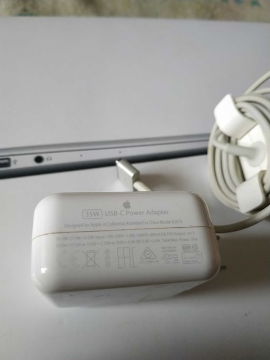 Зарядний пристрій Apple Tape c , Magsafe 2
