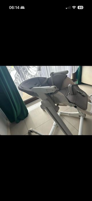 Bujaczek i krzesełko do karmienia.