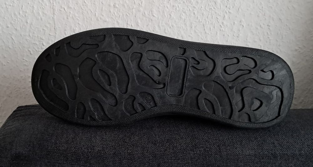 Czarne sneakersy damskie roz.38