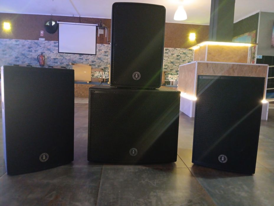 Colunas de som,  sistema completo