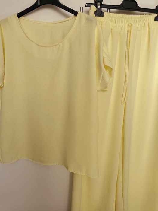 Bananowy komplet letni.uni