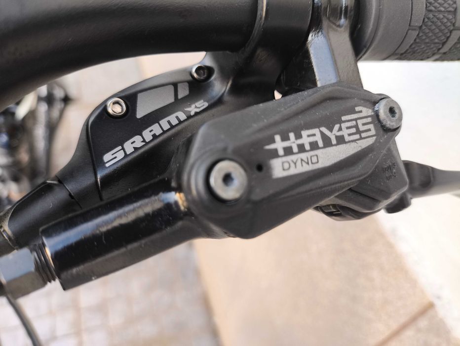 Bicicleta dupla suspensão TREK FUEL EX5 roda 26"