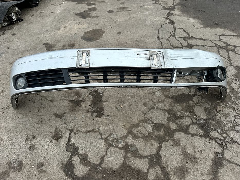 Передній бампер Ауді А4 Б5 Audi A4 B5 1994-2001