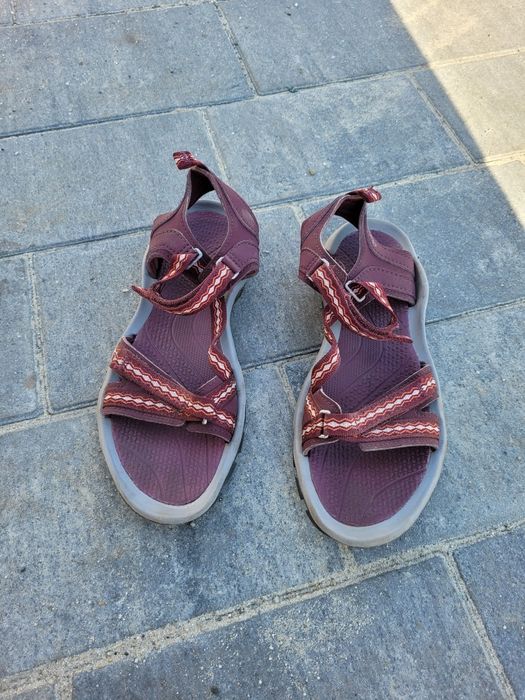 Sandały damskie na lato