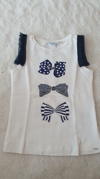 Conjunto calção-saia da Mayoral mais t-shirt - menina 6 anos