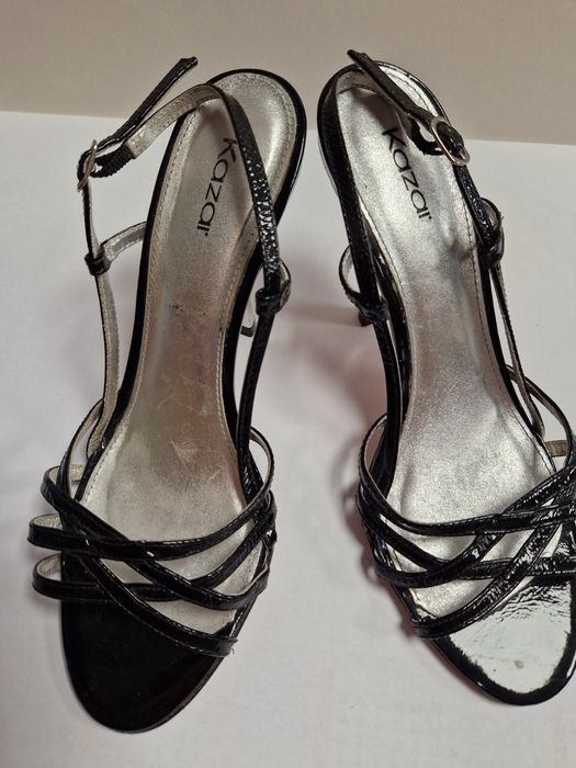 KAZAR, sandały 38  czarne paseczki