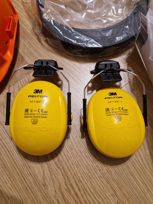 Hełm ochronny do prac leśnych i budowlanych 3M Peltor G3000
