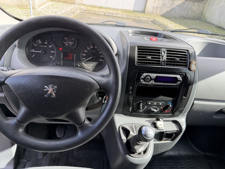PEUGEOT EXPERT  3 LUGARES