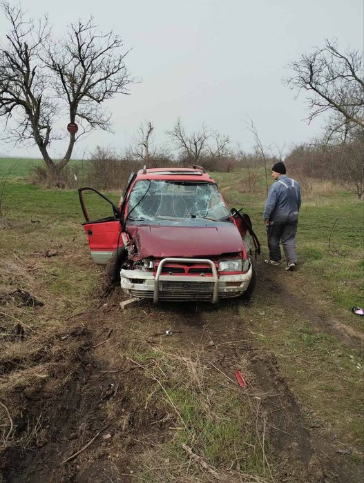 Mitsubishi Space Runner двигатель