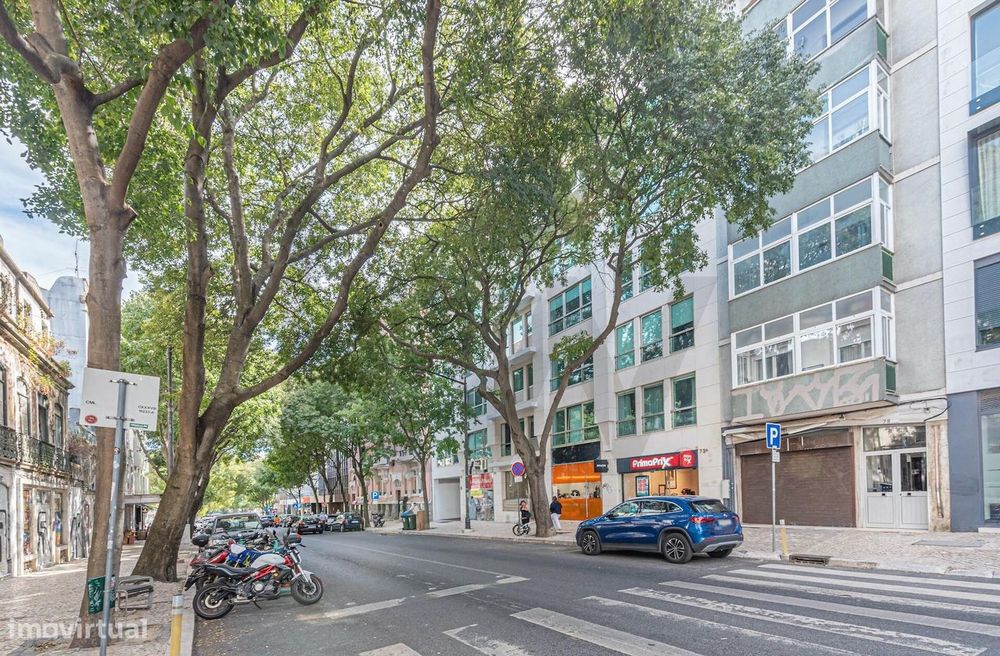 T1 com terraço e estacionamento, Rua Pascoal de Melo