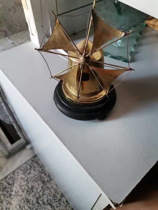 Moinho de vento mealheiro