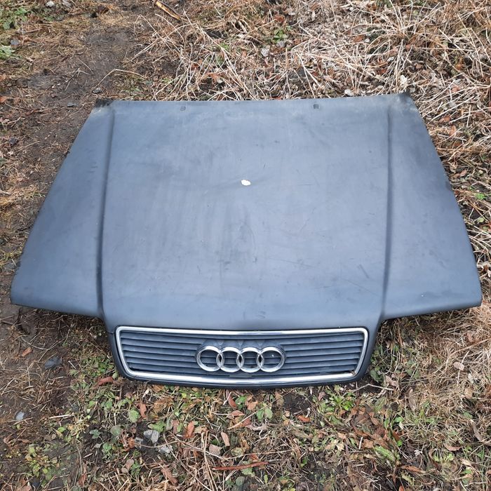 Капот з решіткою AUDI V8 D11 C3