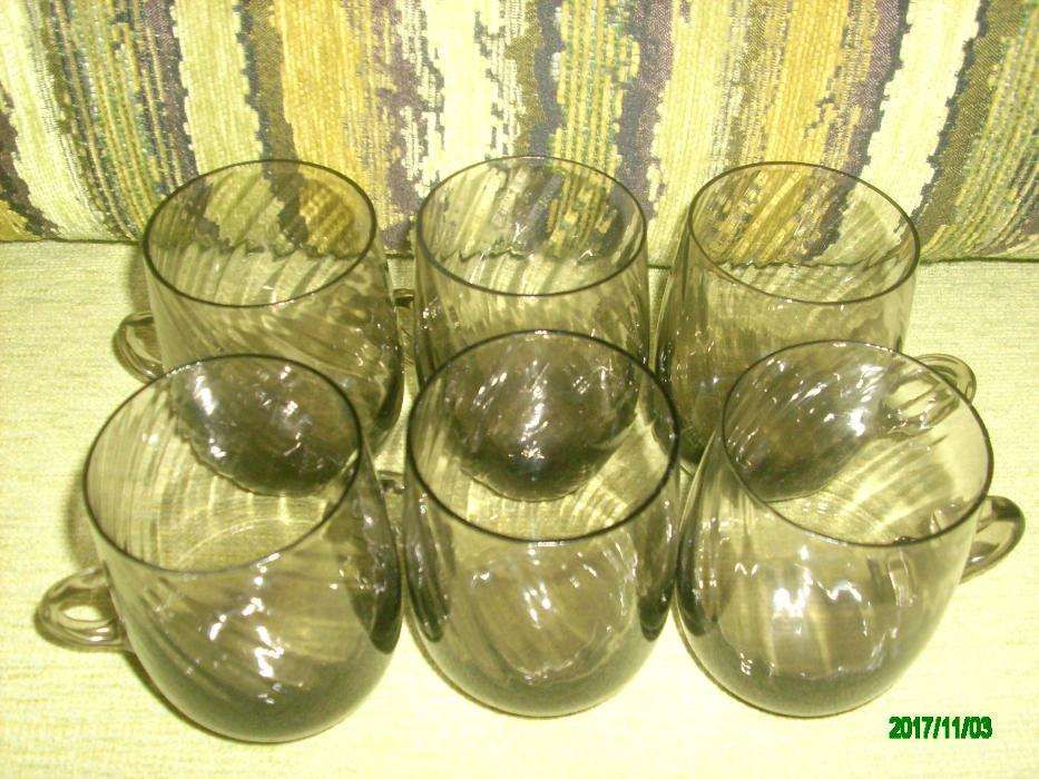 Продам набор бокальчиков в количестве 6 штук.