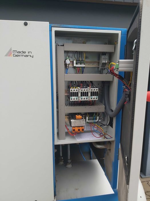 Sprężarka Śrubowa Kompresor ALMIG 11 kw komplet