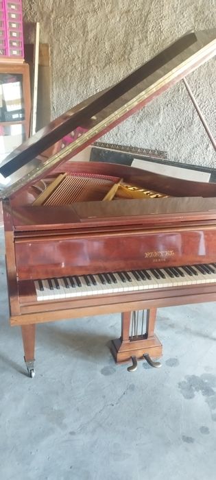 Piano de cauda Pleyel