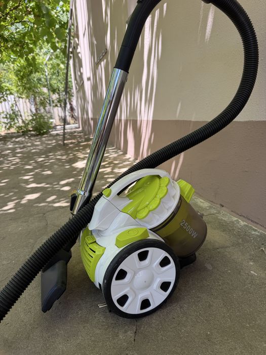Пилосос Zeptor 2500w