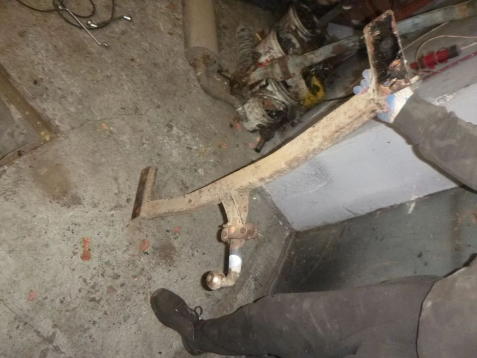 HAK HOLOWNICZY VOLVO 740 760 940 960