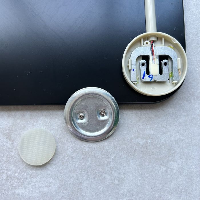 Підлогові ваги Beurer скляні чорні із силіконовою неслизькою поверхнею