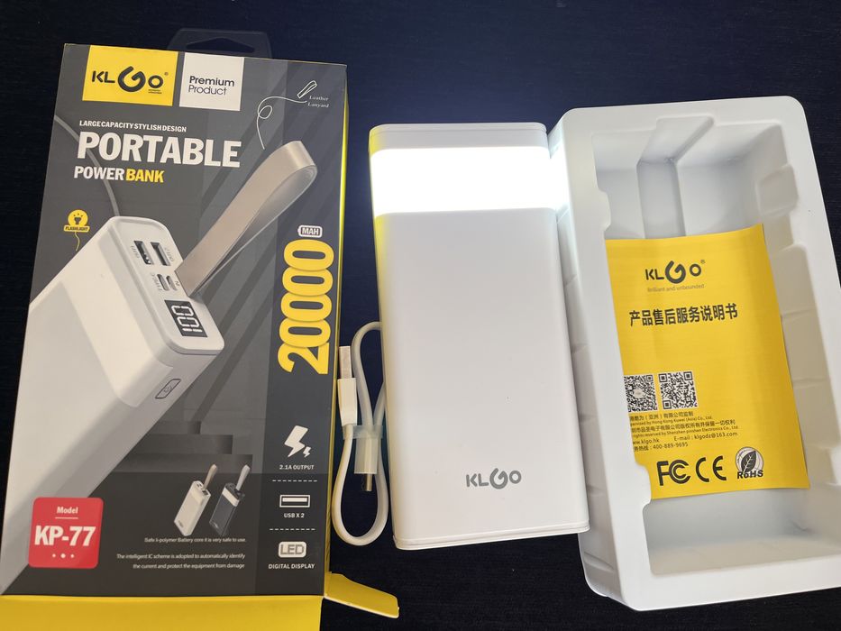 Повер банк 20 000 mAh з ліхтариком