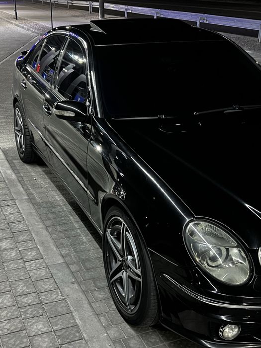 Mercedes benz e500 w211