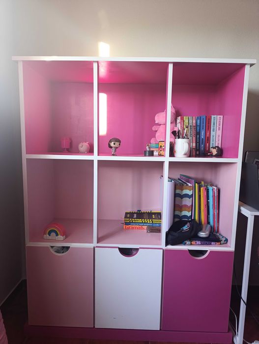 Estante para quarto de Menina