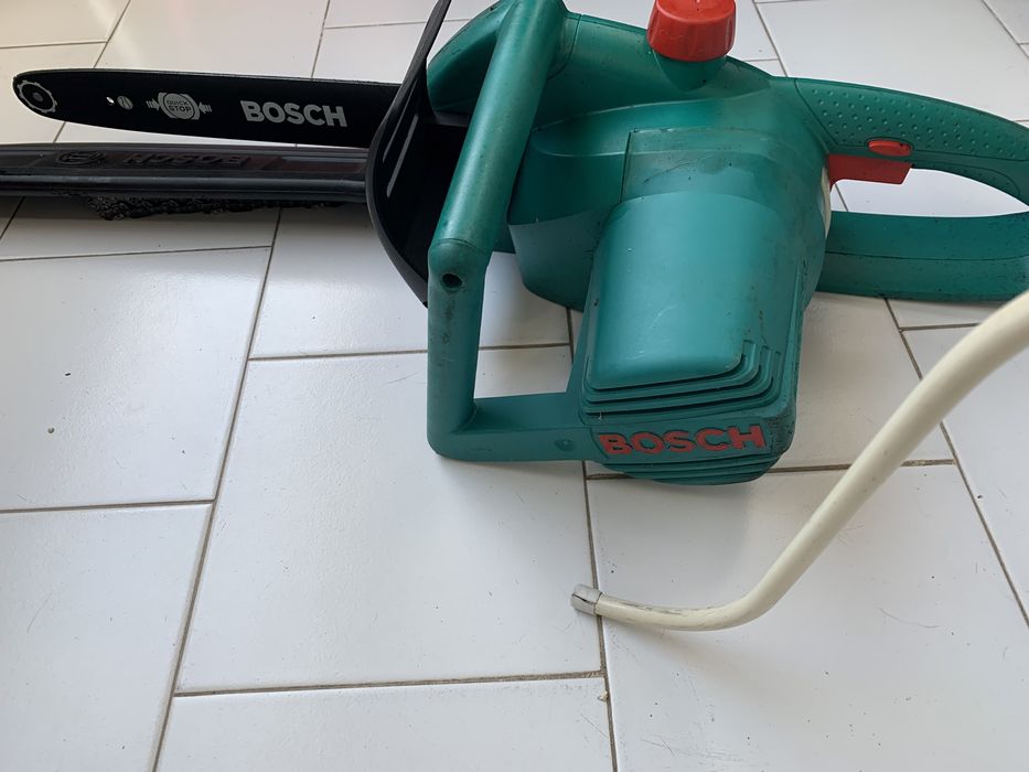 Vendo moto serra marca bosch