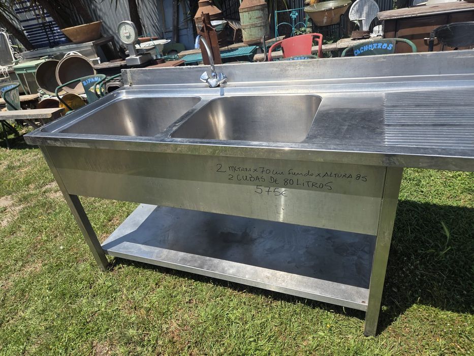 Bancada em inox  em estado novo