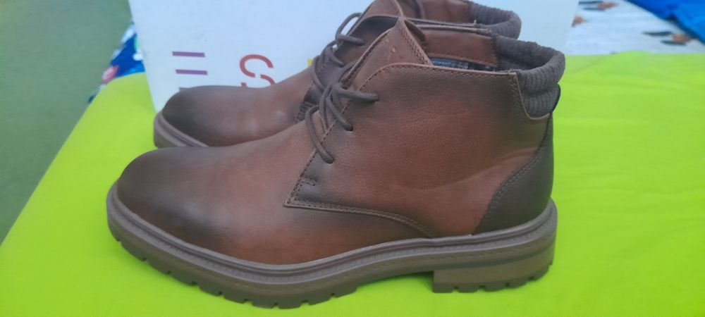 Kozaki męskie Esprit r 40