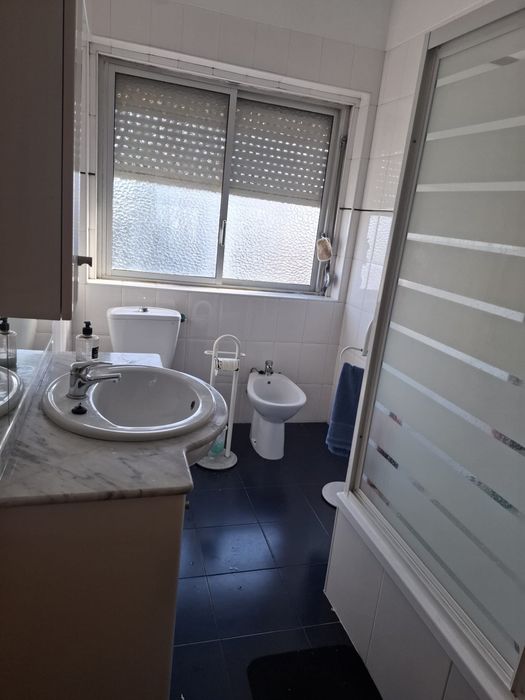 Quarto para arrendar