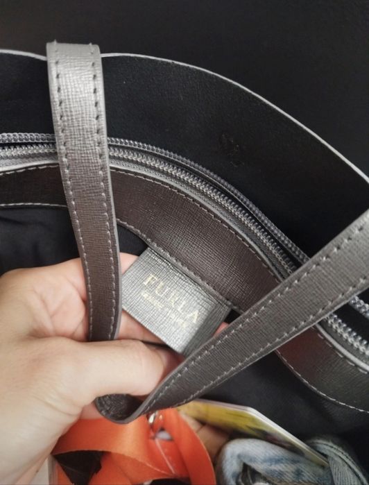 Mala Furla preta
