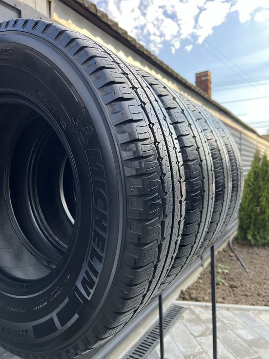 Шини Michelin Agilis Camping 225/75 R16CP 116Q