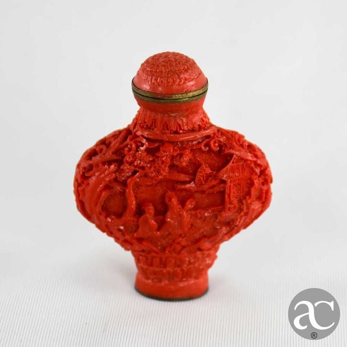Frasco de Rapé (snuff bottle) laca Cinnabar, 1ª metade séc. XX, nº 2